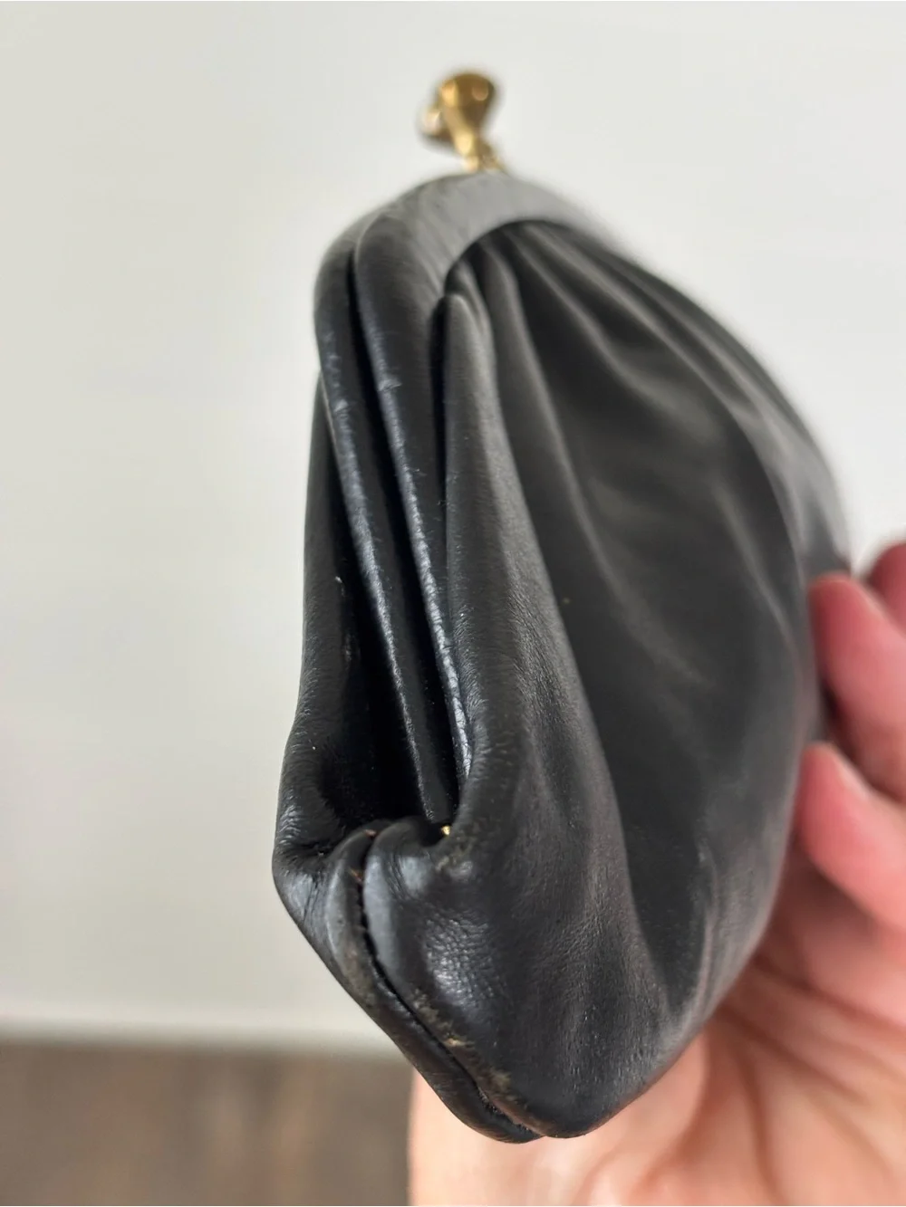Vintage Black Leather Kiss-Lock Clutch